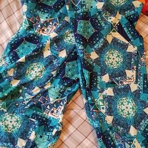 TC2 leggings brand new